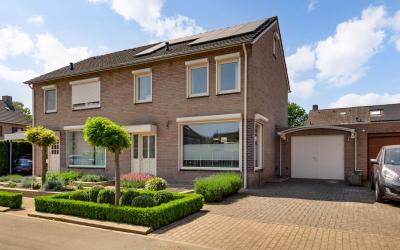 Emmastraat 10