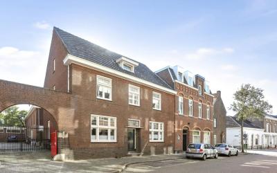 Begijnhofst. 12