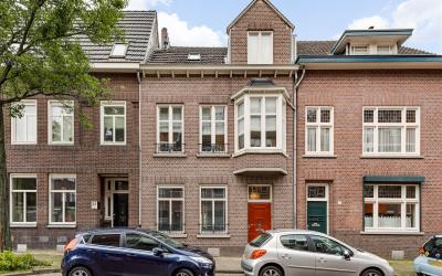 Begijnhofstraat 32