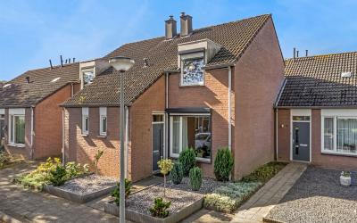 Beeldsnijdererf 7