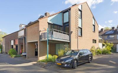 Pappelhof 8