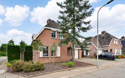 Den Ekkert 39