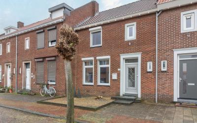 Raadhuisstr. 32