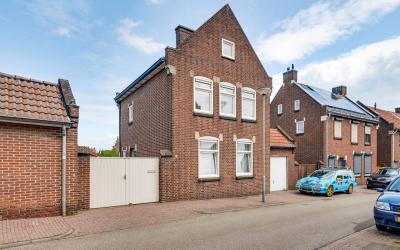 Kapelaan Hermkensstraat 16