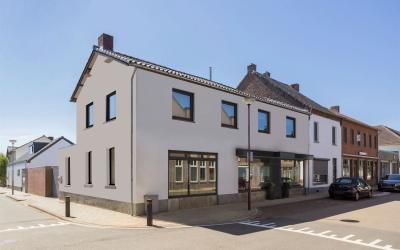Grotestraat 12