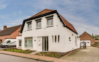 Burgemeester Hoebersstr 8