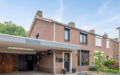 Esdoornlaan 17