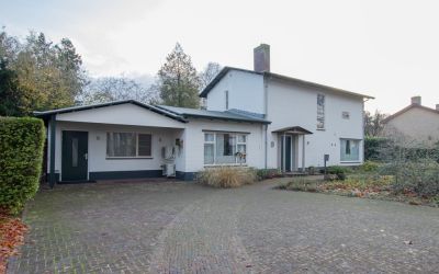 Oude Tramba. 50
