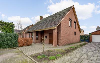 Veldstraat 12