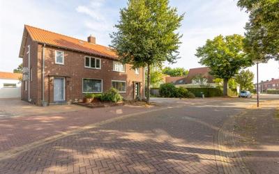 Dorpstraat 33