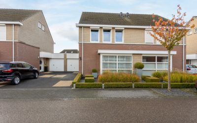 Op het Leur. 5