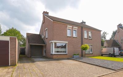 Omstraat 72