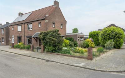 Karel Doorm. 15