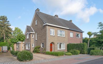 Raadhuisstr. 77