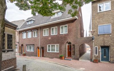 Kerkplein 21