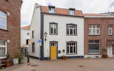 Kerkplein 7