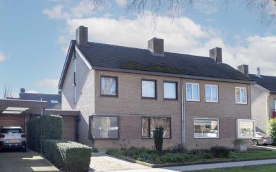 Schuttestra. 11