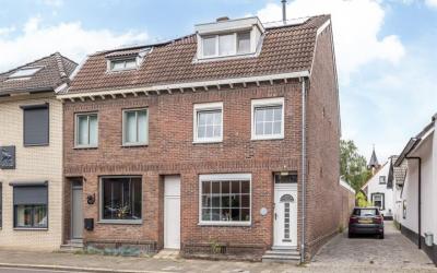 Overhoven 82
