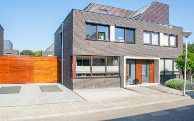 Anton van Duinkerkenstraat 6