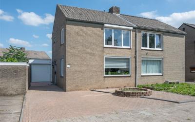 Bernhardstraat 1