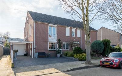 De Ruyterweg 10-C