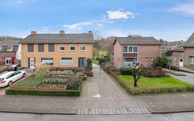 Dorpstraat 100