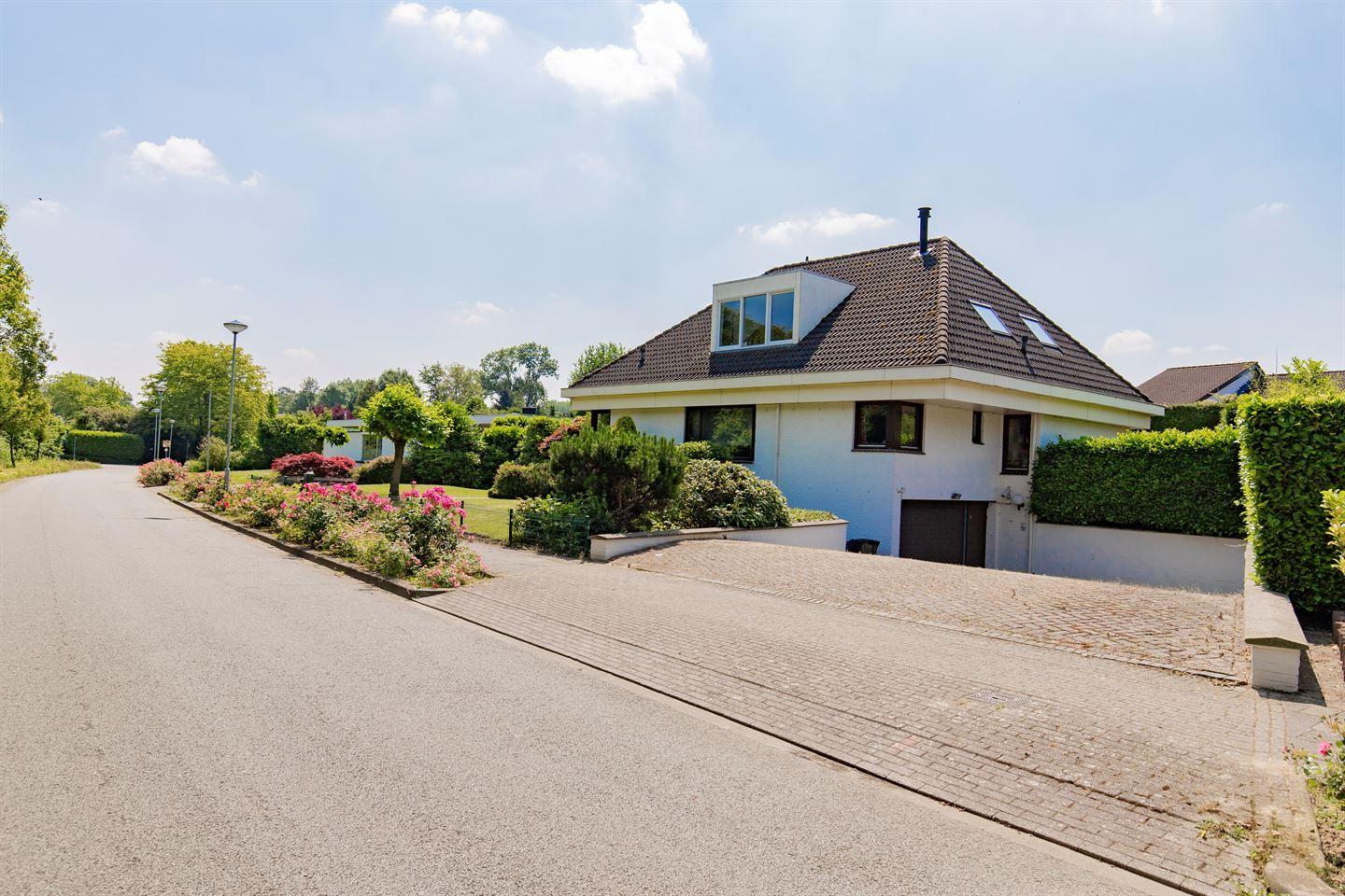Vrijstaande woning te koop: Parallelweg 12, Spaubeek