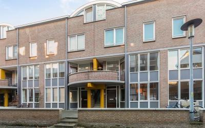 Sint Teunis. 21-B