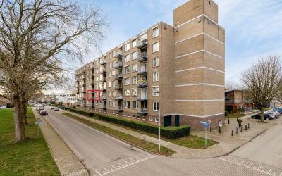 Keurmeester. 4-C
