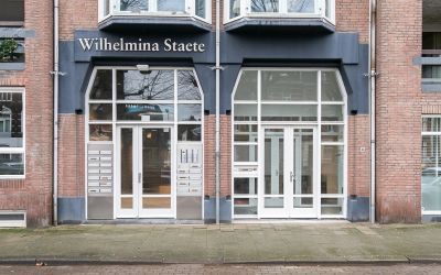 Wilhelminas. 42-C