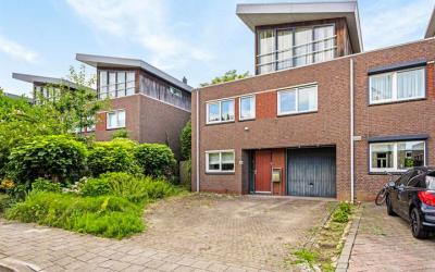 Ambyerstraa. 147