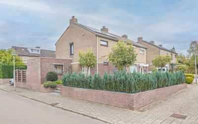 Walburg 48