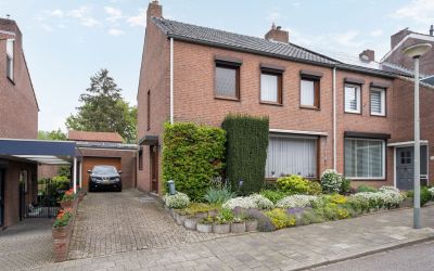Hovenstraat 18