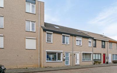 Plantijndom. 18