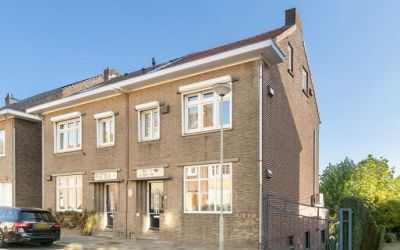 Sint Joseph. 25