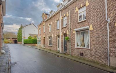 Hekerbeekst. 16