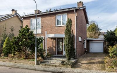 Raadhuisstraat 30