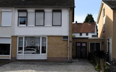 Emmastraat 36