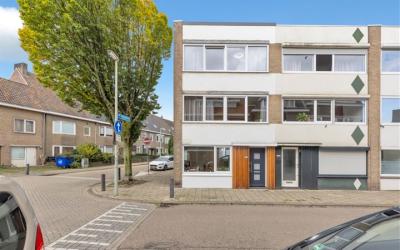 Nobelstraat 32-F