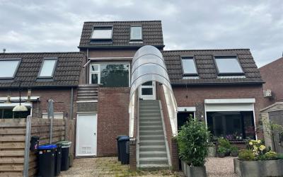 Landvoogdst. 8