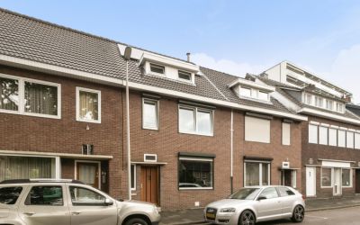 Oude Kerkst. 50