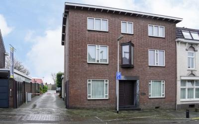 Lokerstraat 42