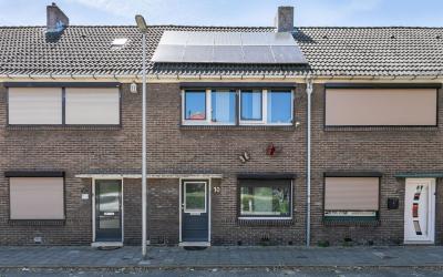 Karel van d. 10