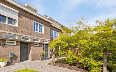 Akerstraat-. 22