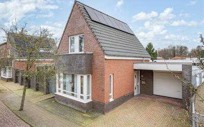 Dorpstraat 6