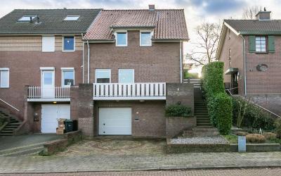 Dorpstraat 28