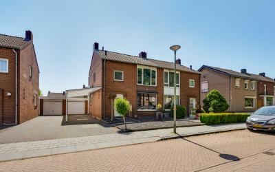 Landsheerst. 1-B