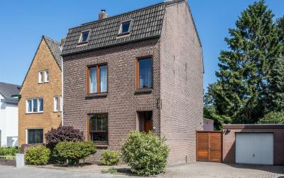 Heugerstraat 25