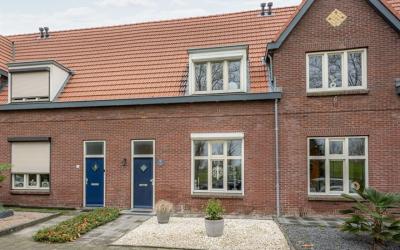 Spoorstraat 12