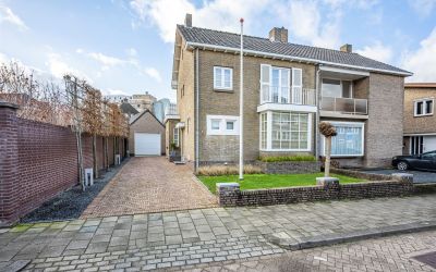 Koninginnes. 7